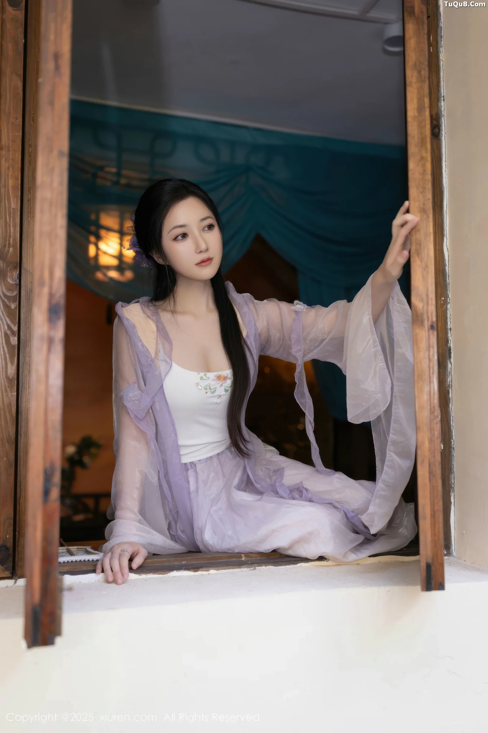 [XiuRen]高清写真图 2025.09.05 No.10737 鱼子酱Fish 紫色连衣裙-套图网