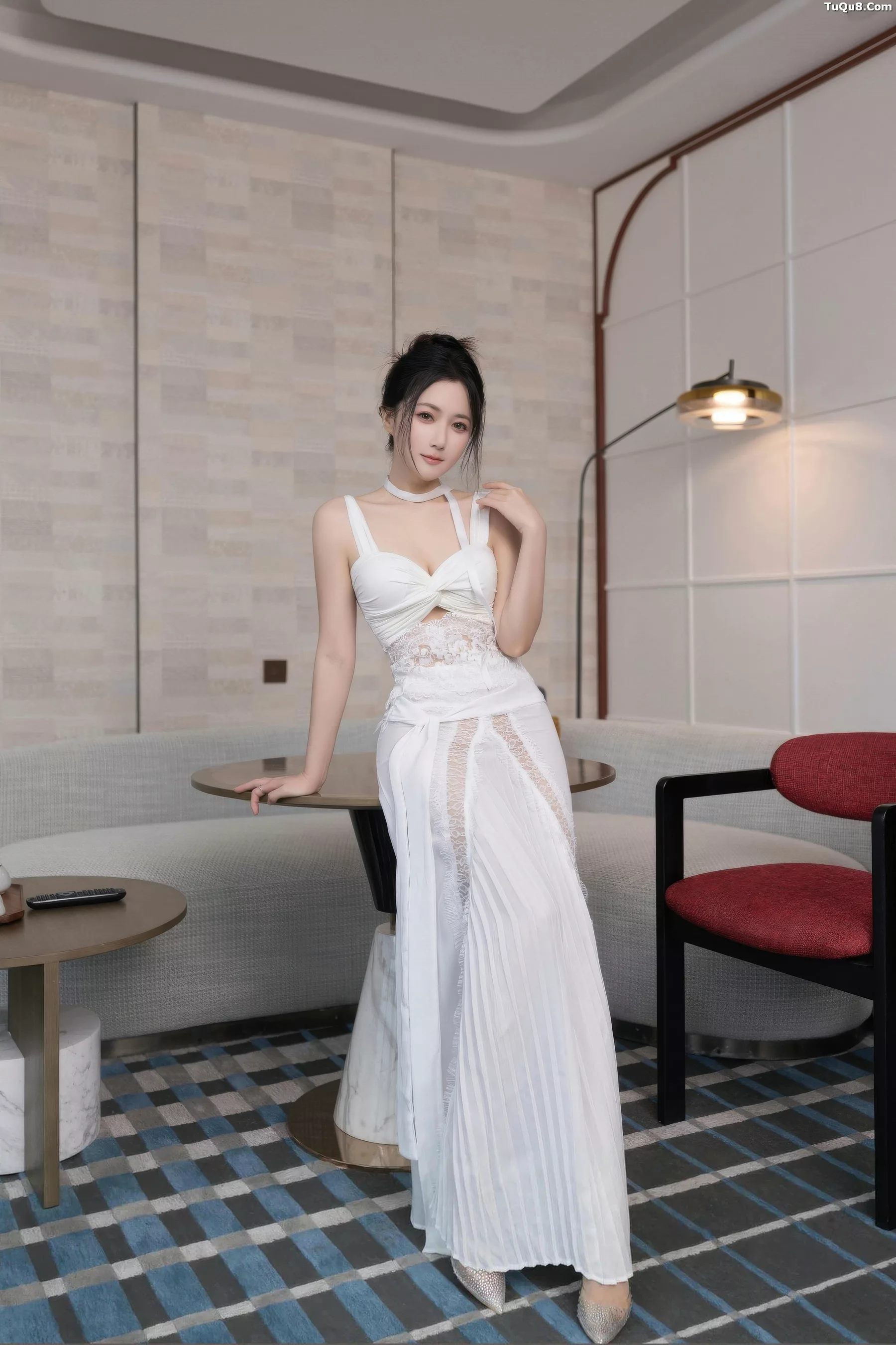 [XiuRen]高清写真图 2025.10.24 No.10911 鱼子酱Fish 无内肉丝-套图网