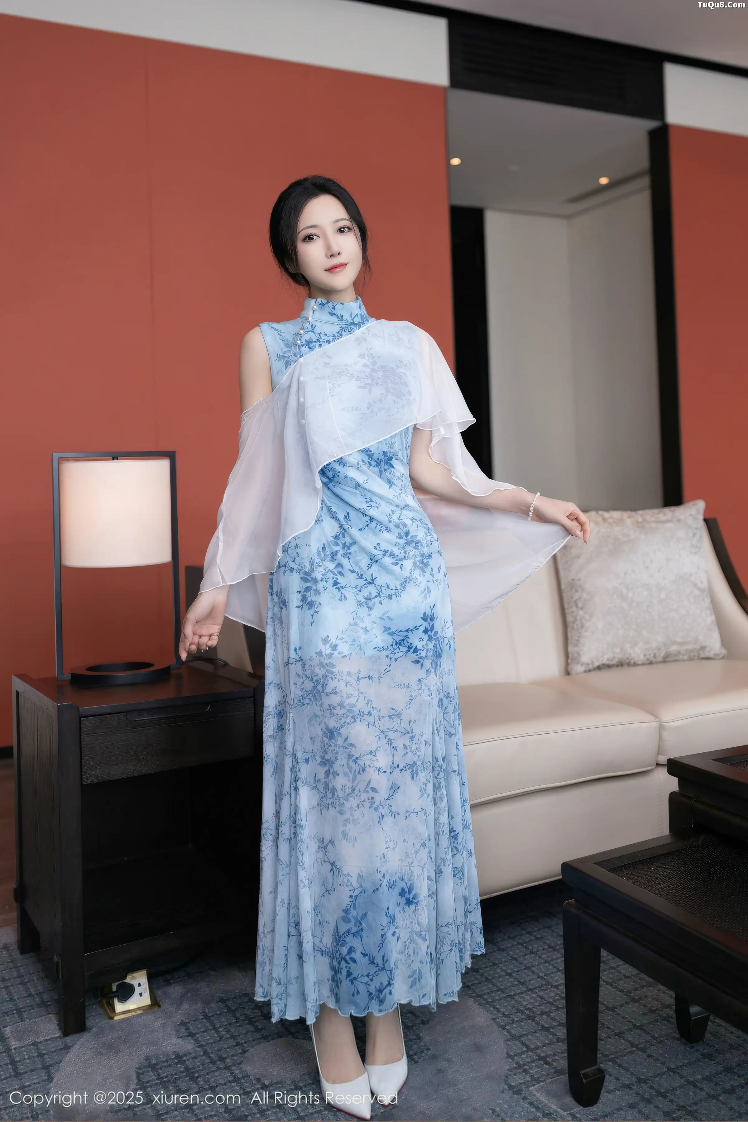 鱼子酱fish  [XiuRen]高清写真图 2025.12.19 No.11133 鱼子酱Fish 蕾丝内衣第2张图片