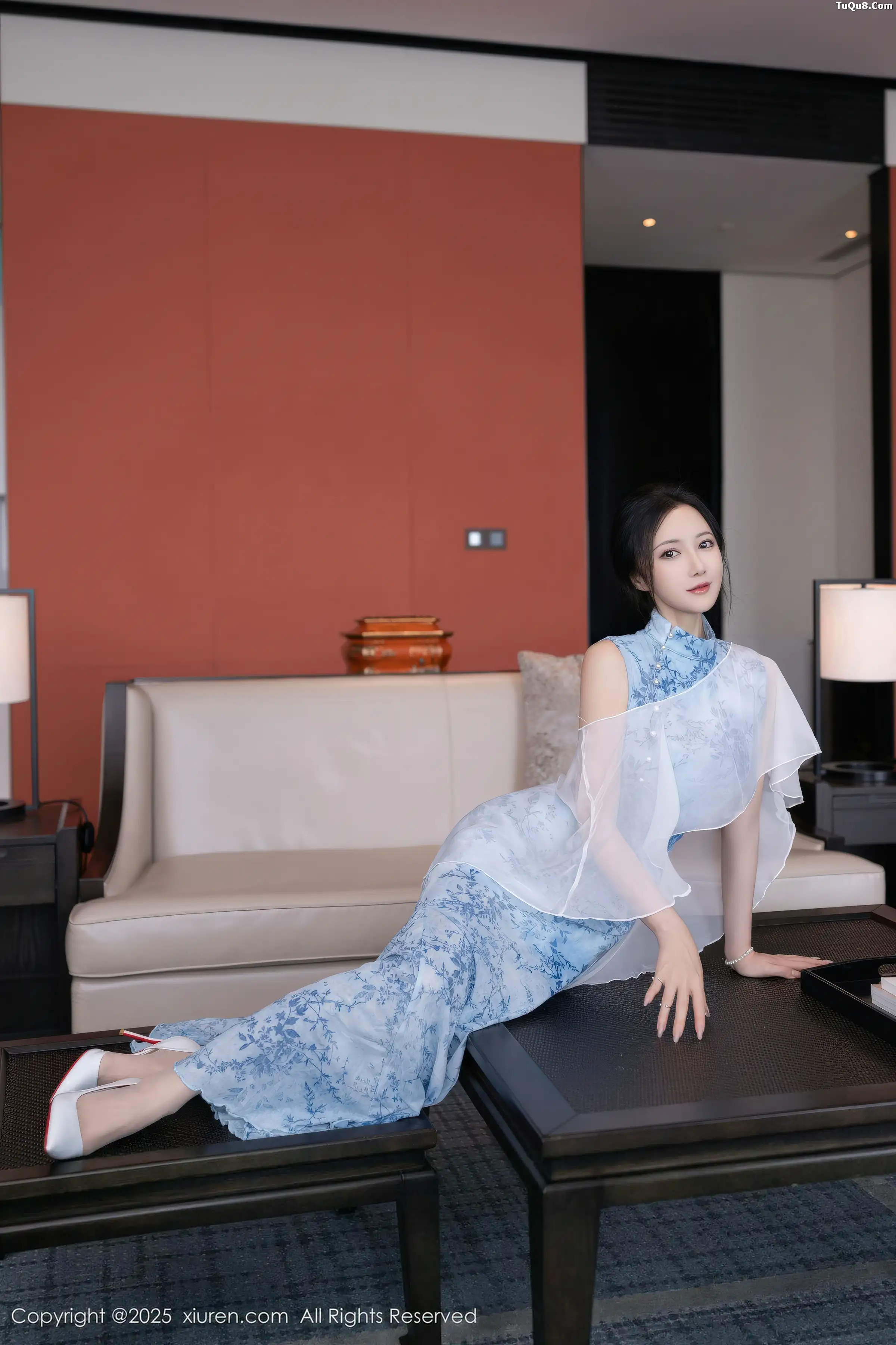 鱼子酱fish  [XiuRen]高清写真图 2025.12.19 No.11133 鱼子酱Fish 蕾丝内衣第5张图片