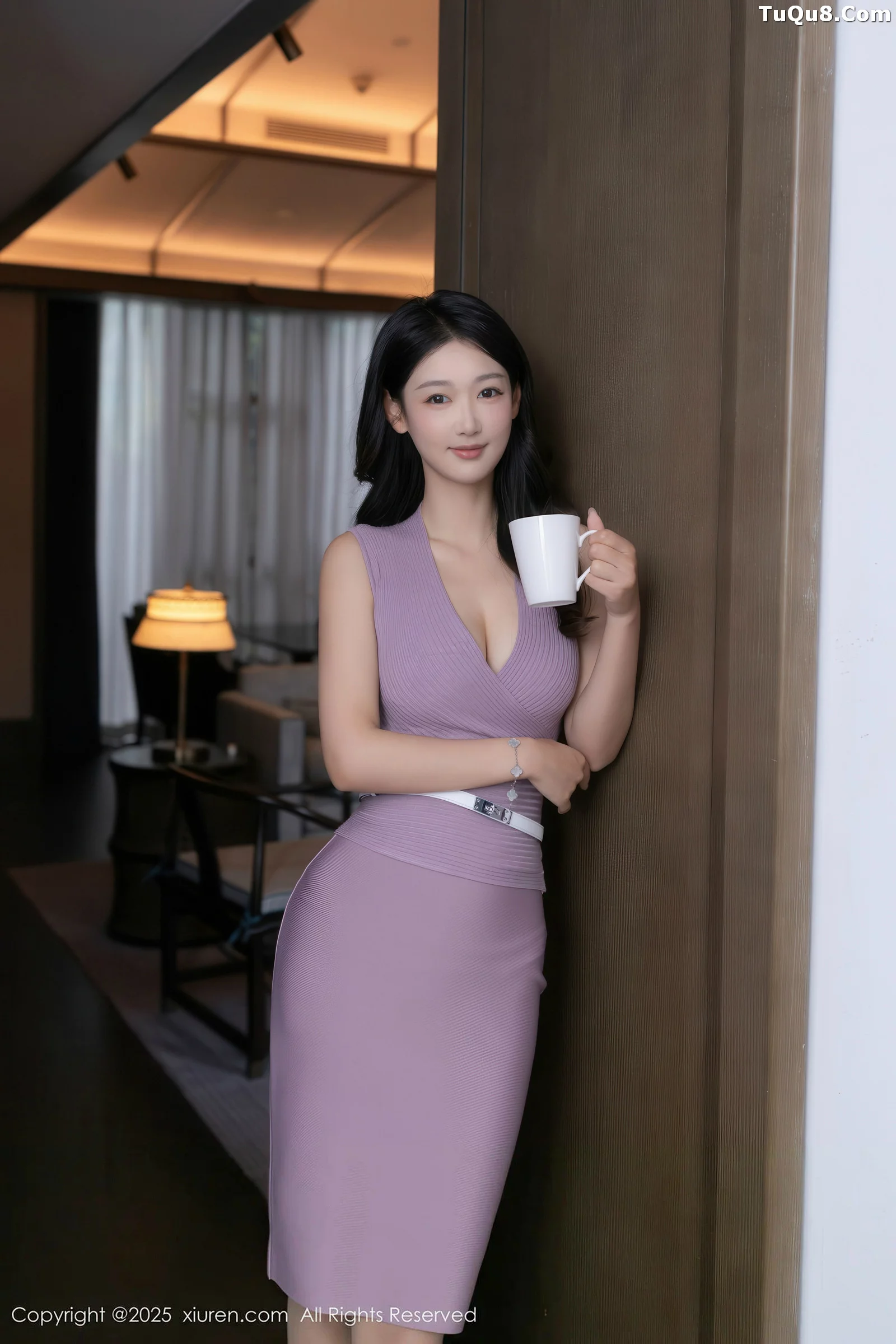 唐安琪  [XiuRen]高清写真图 2025.09.01 No.10716 唐安琪 梦幻入魂第9张图片