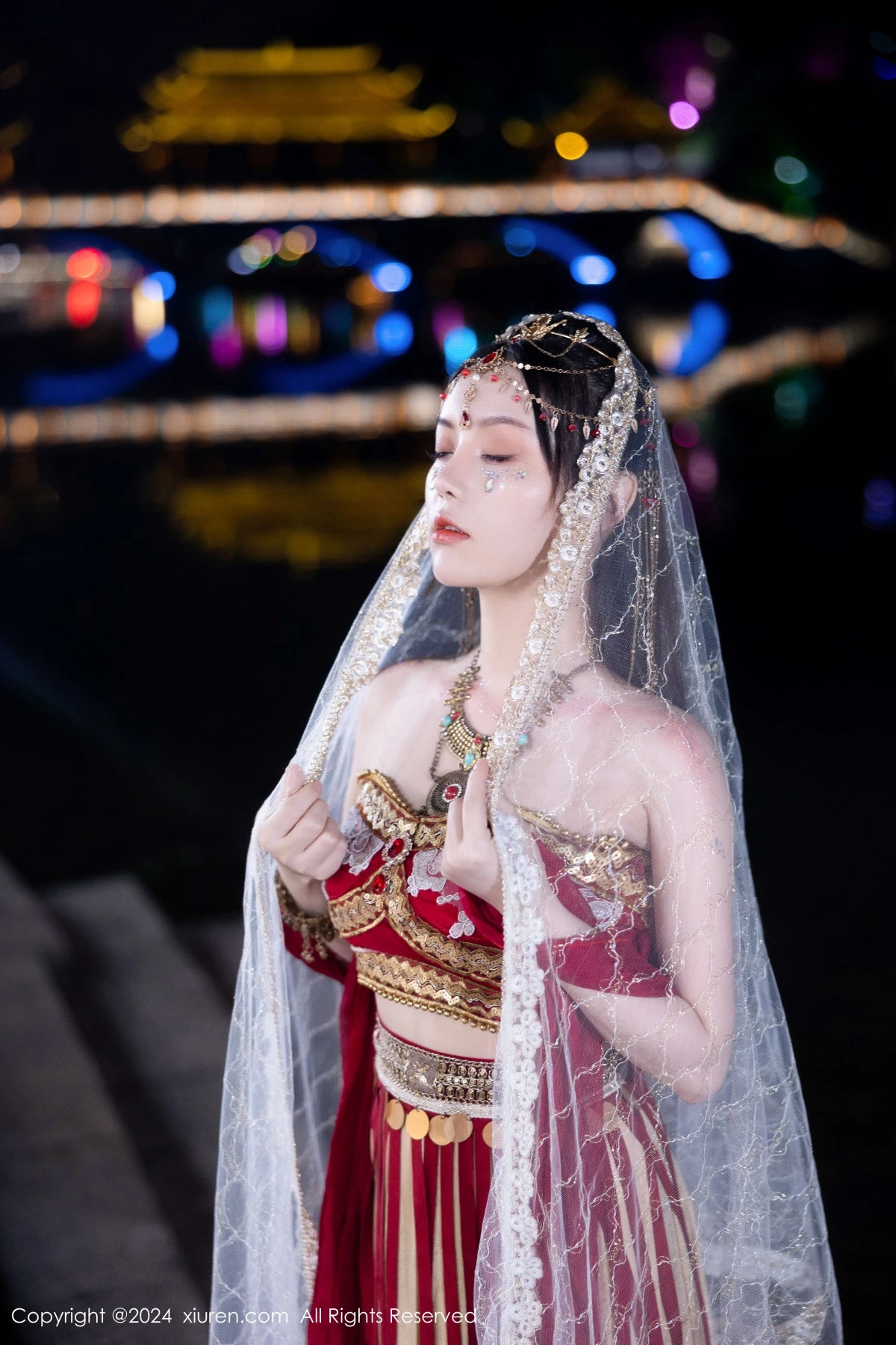 豆瓣酱  [XiuRen]高清写真图 2024.04.07 No.8349 豆瓣酱 美乳性感第3张图片