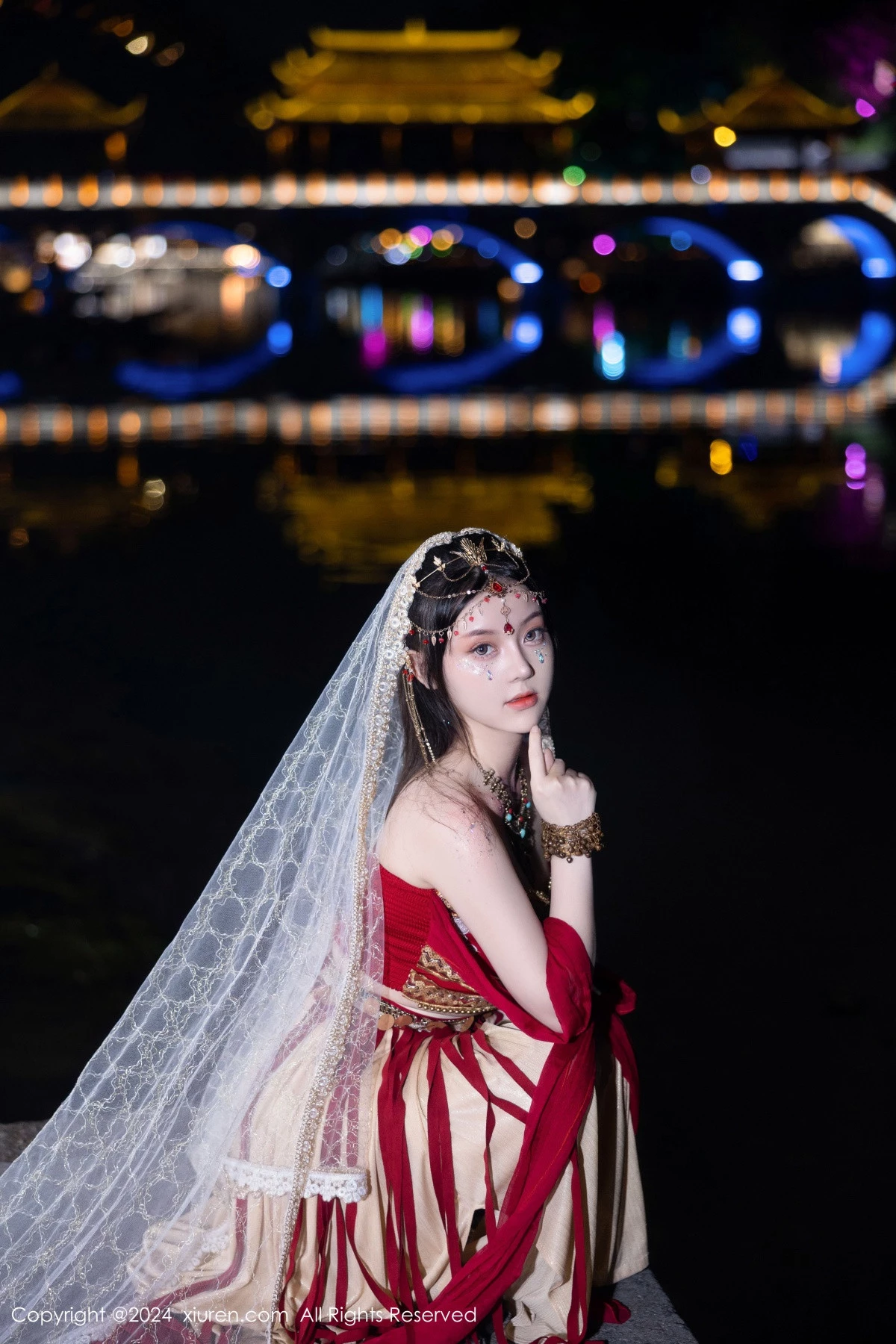 豆瓣酱  [XiuRen]高清写真图 2024.04.07 No.8349 豆瓣酱 美乳性感第8张图片