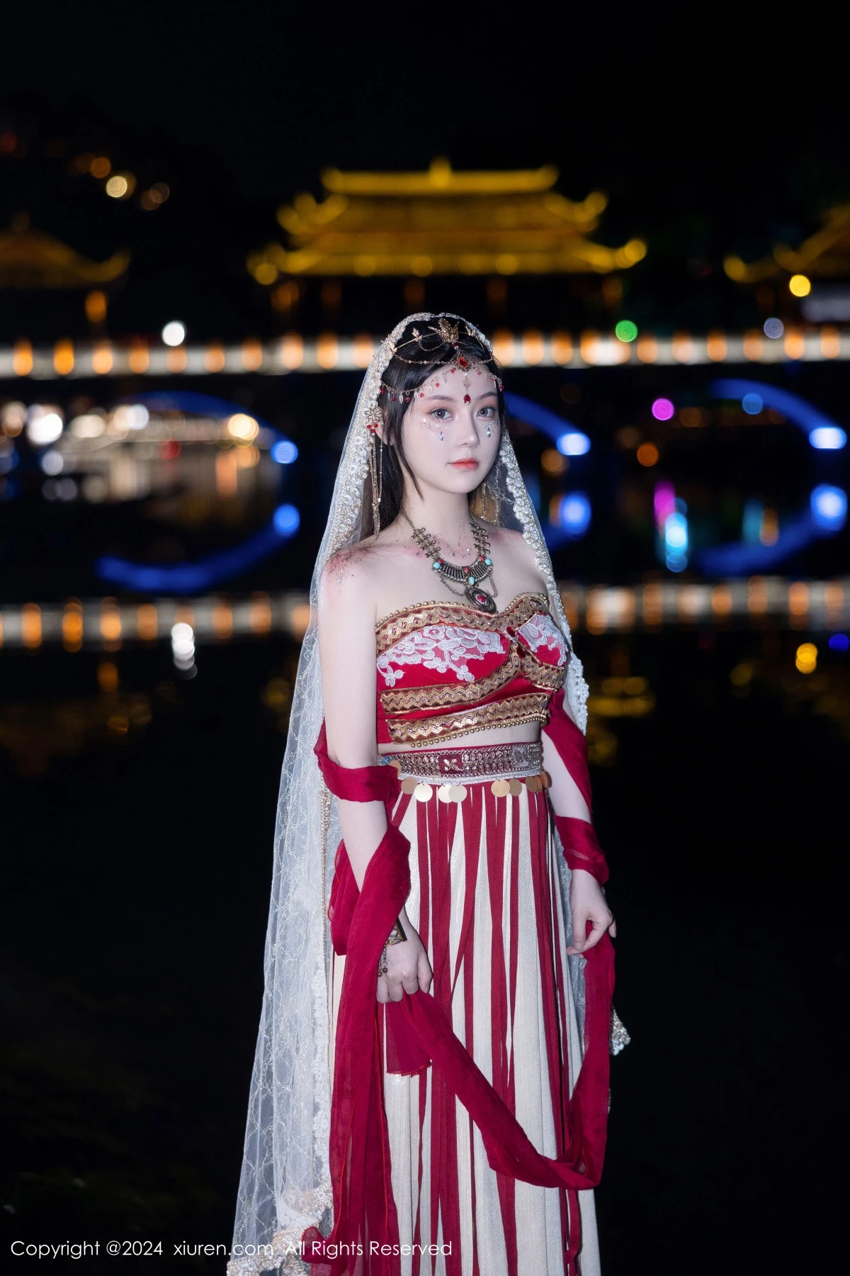 豆瓣酱  [XiuRen]高清写真图 2024.04.07 No.8349 豆瓣酱 美乳性感第9张图片