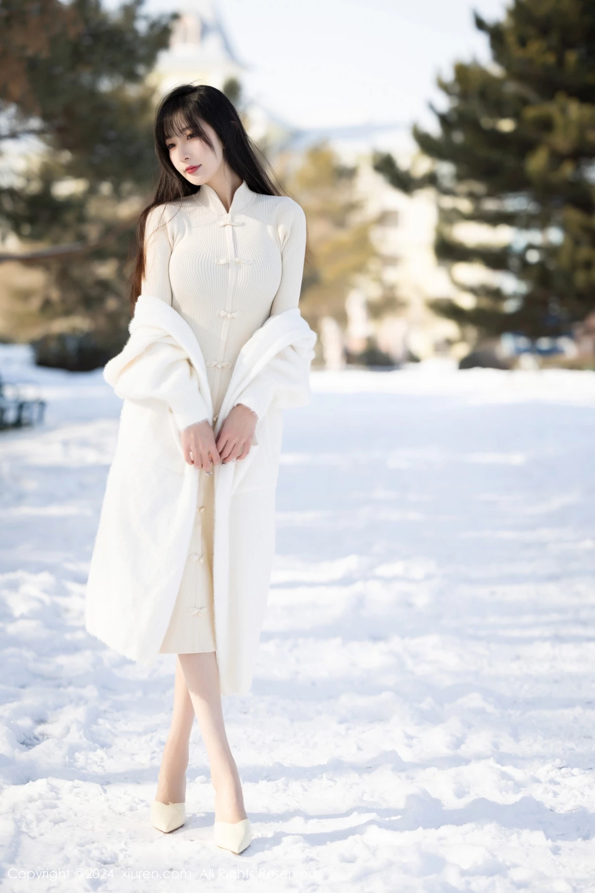 林星阑  [XiuRen]高清写真图 2024.03.28 No.8307 林星阑 美腿丝袜第2张图片