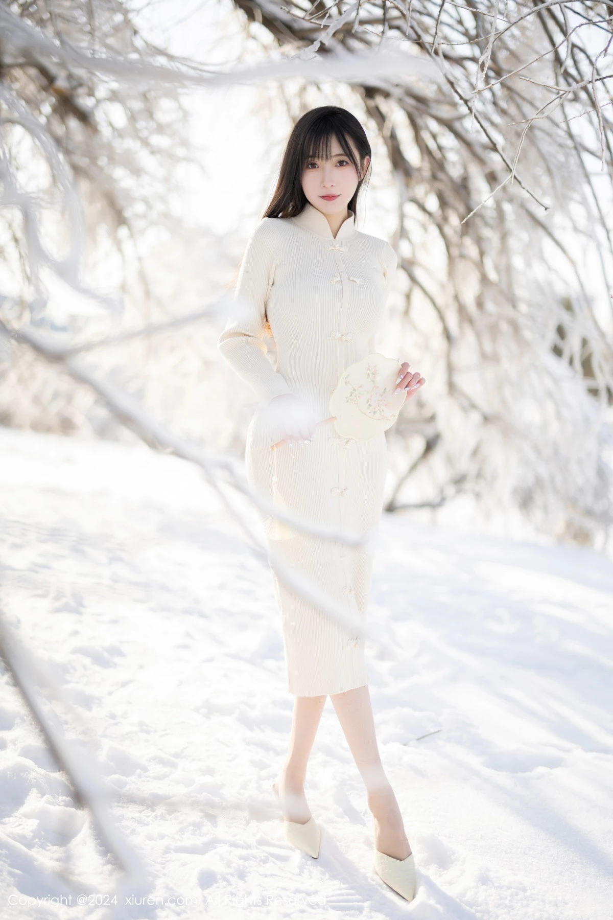 林星阑  [XiuRen]高清写真图 2024.03.28 No.8307 林星阑 美腿丝袜第10张图片