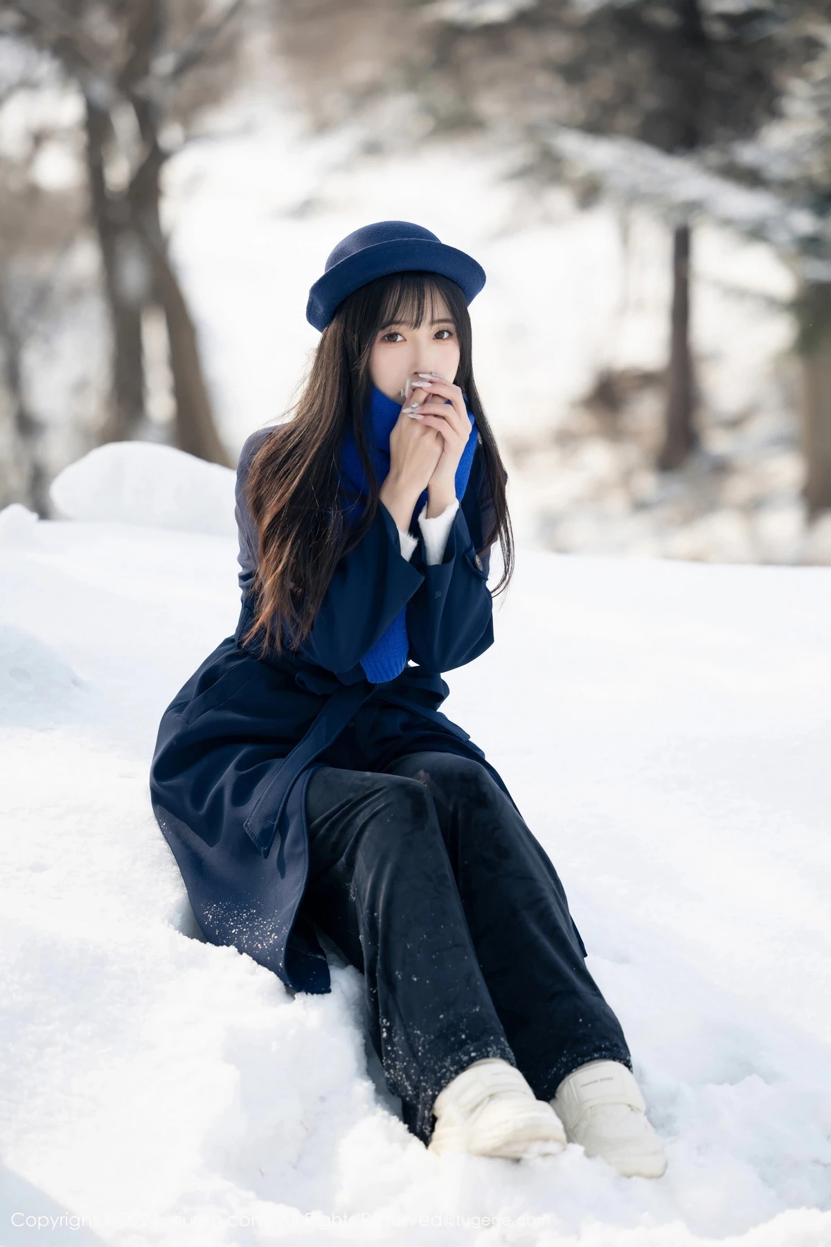 林星阑  [XiuRen]高清写真图 2024.04.01 No.8325 林星阑 黑丝美腿第7张图片