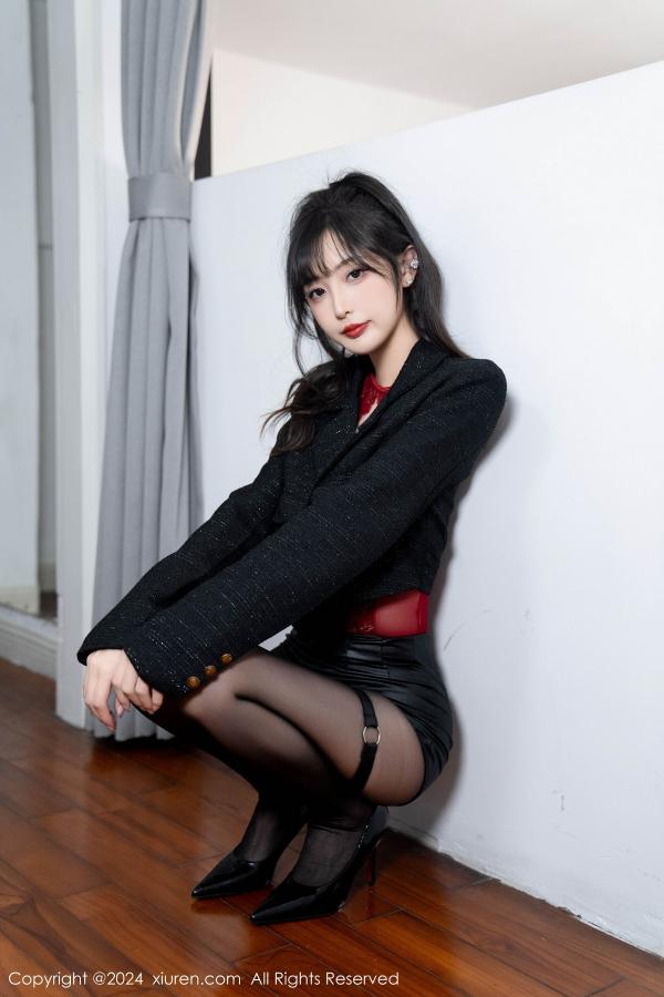 [XiuRen]高清写真图 2024.12.06 No.9561 林星阑 黑丝美腿-套图网