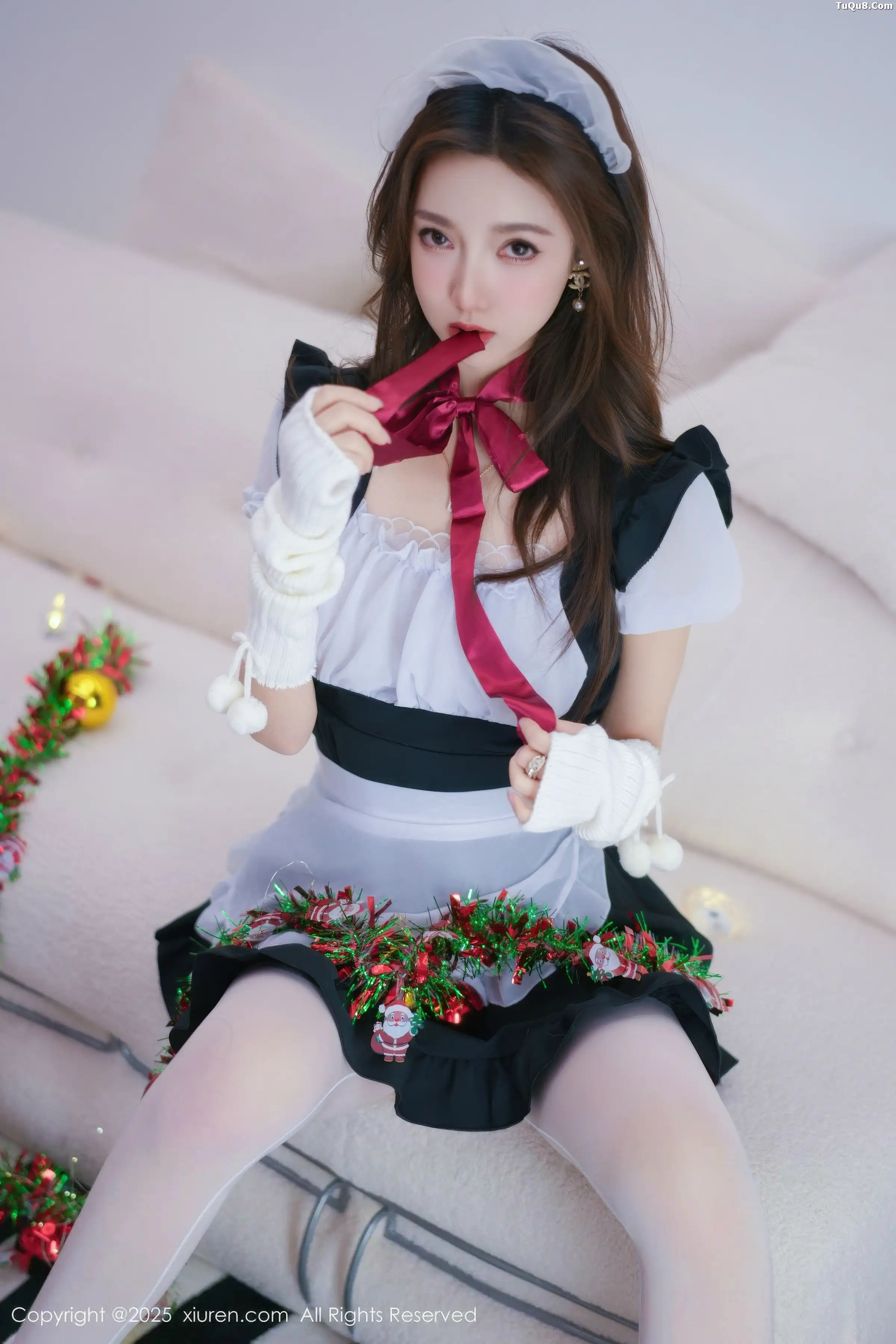 明日花桃桃  [XiuRen]高清写真图 2025.12.24 No.11152 Twins-桃桃 丁字裤第6张图片