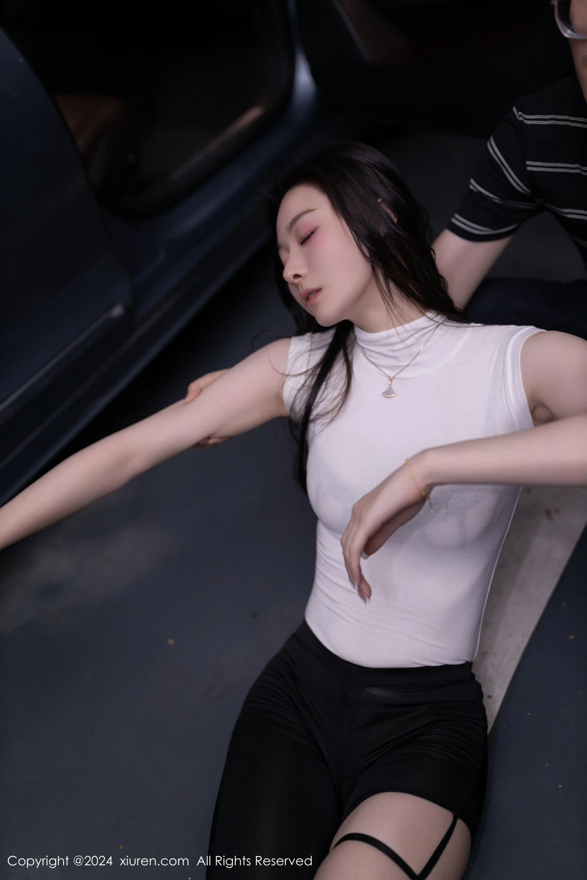 逗逗DouDou  [XiuRen]高清写真图 2024.03.21 No.8270 小逗逗 性感美臀第7张图片