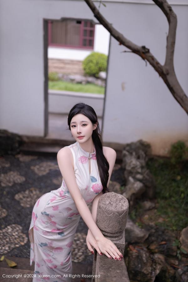 [XiuRen]高清写真图 2024.08.29 No.9087 小逗逗 丝袜美腿-套图网