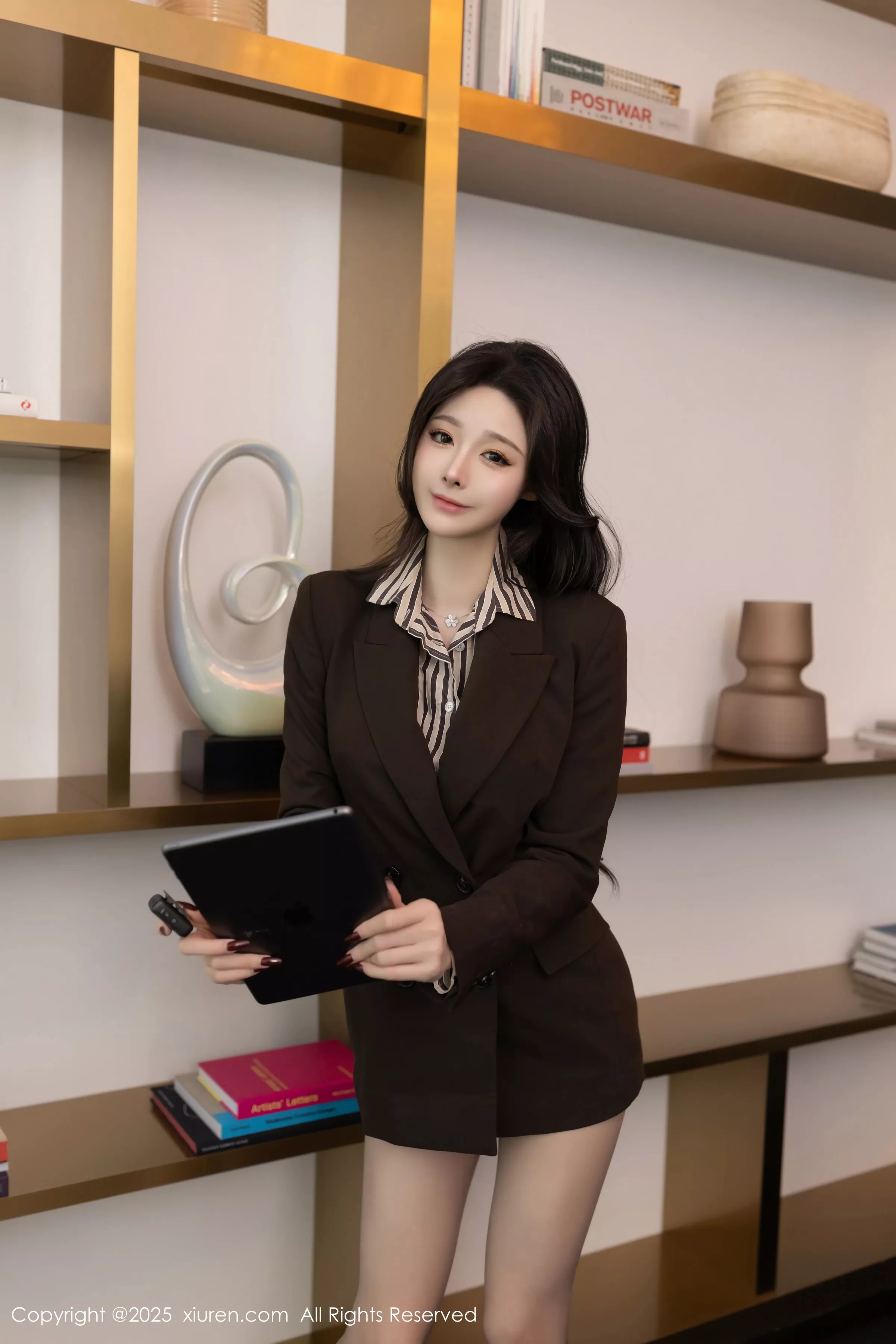 逗逗DouDou  [XiuRen]高清写真图 2025.04.25 No.10202 小逗逗 明艳动人第8张图片